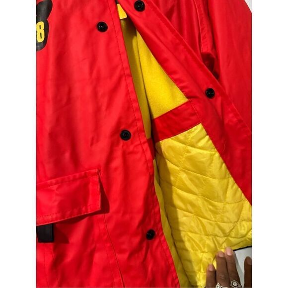 Disney NWT Mickey Mouse red Raincoat 7 kids - Picture 2 of 10